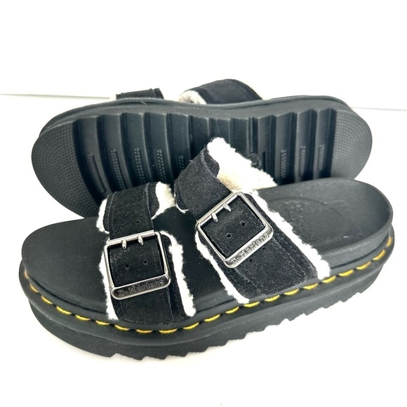NWT Dr. Martens Myles black leather two-buckle sandals slide fur fleece NIB sz 6 - Picture 14 of 15